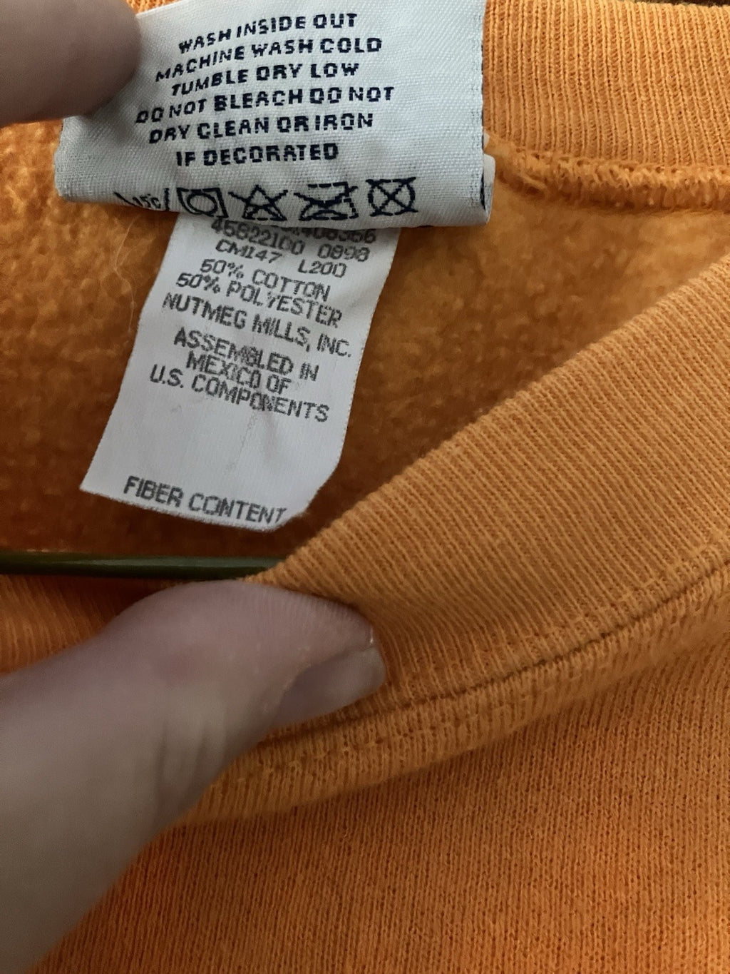 Vintage Tennessee Volunteers Lee Unisex Orange Sweatshirt. Very Clean!