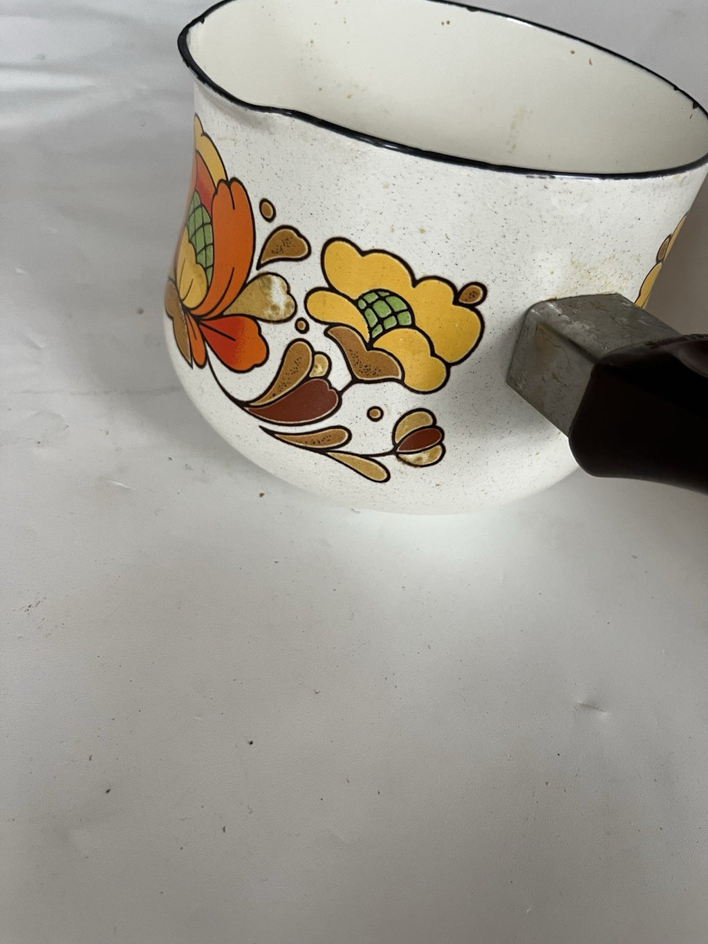 Vintage Country Flowers Sauce Pan Pot 1 Qt Sanko Ware Porcelain Enamel Japan