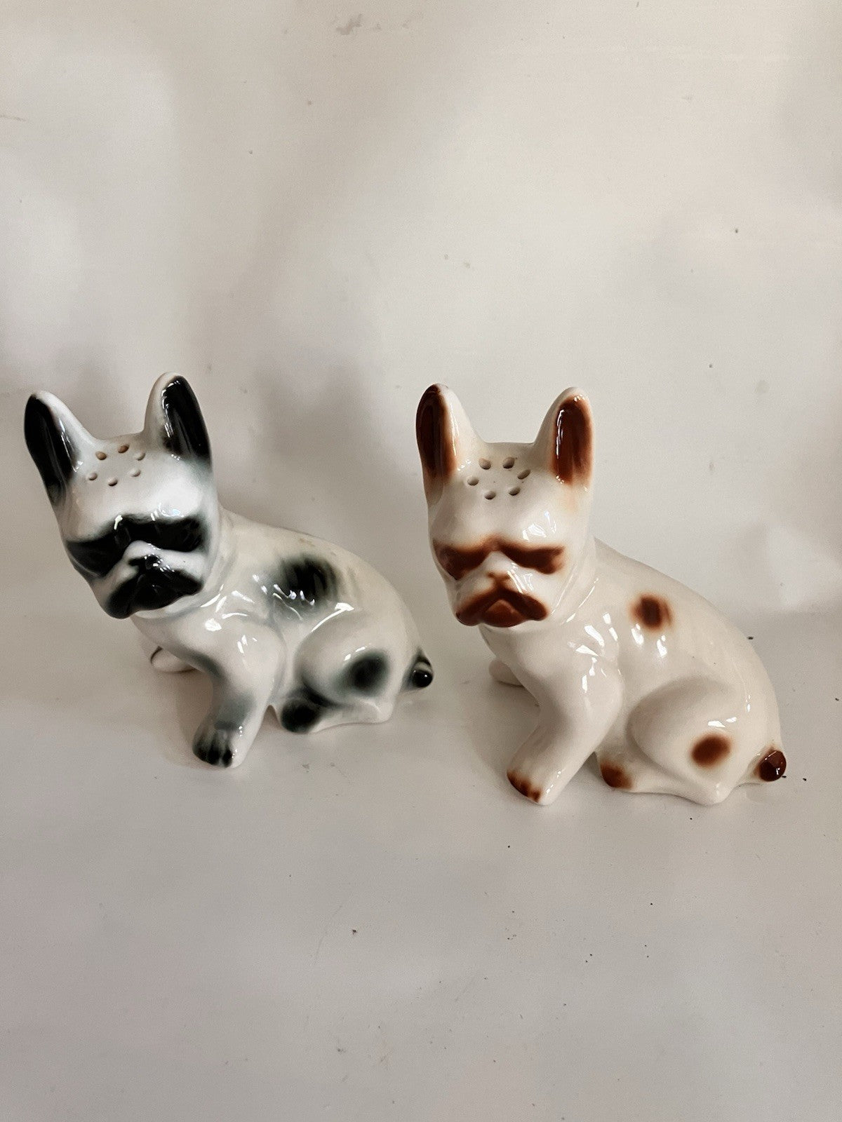 Vintage 1960s Lot Of 2 Bull Dog/Dogs Salt And Pepper Shaker Sets. EVC!