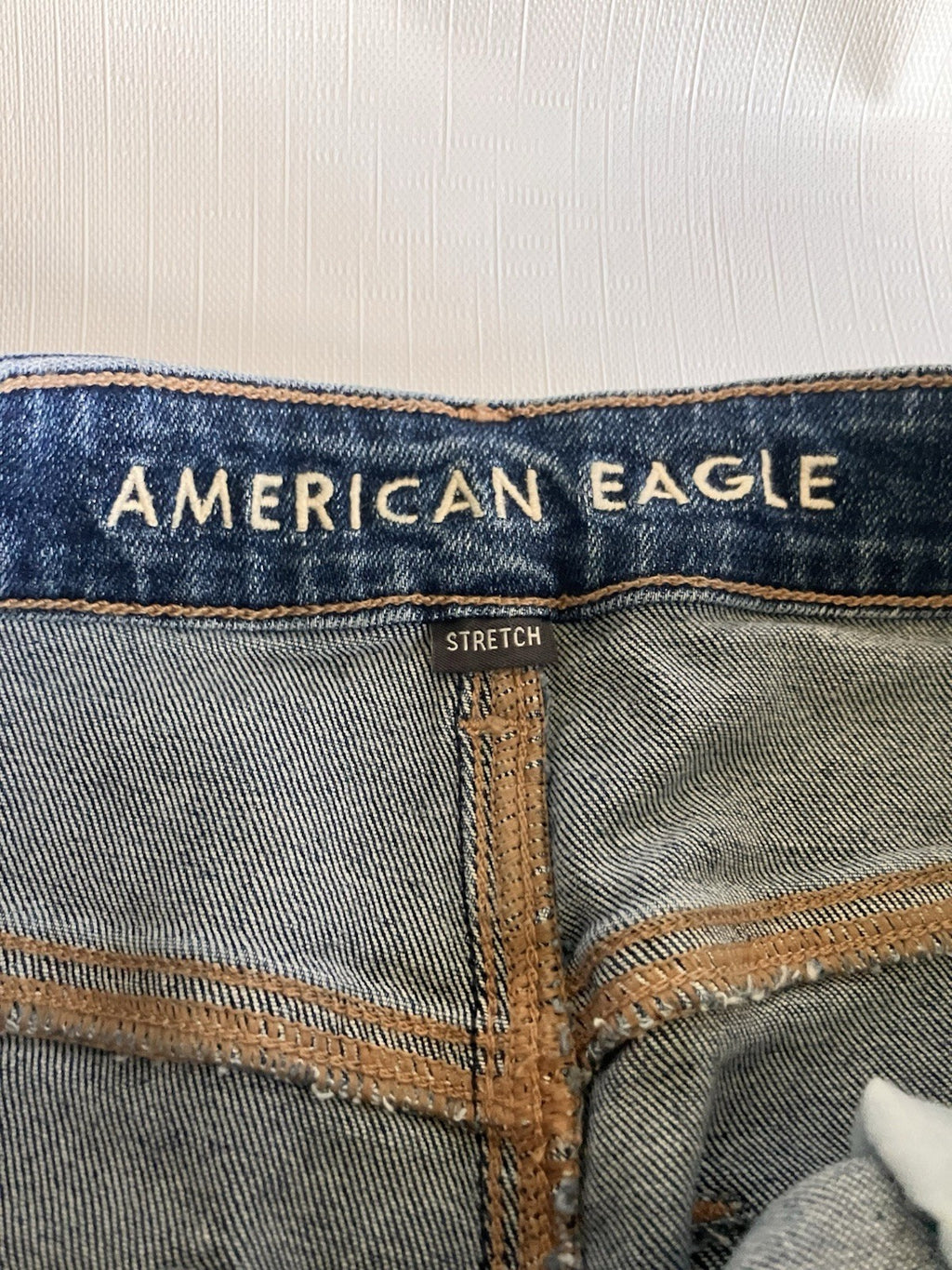American Eagle Women’s Size 10 Regular “Mom Jean” With Stretch