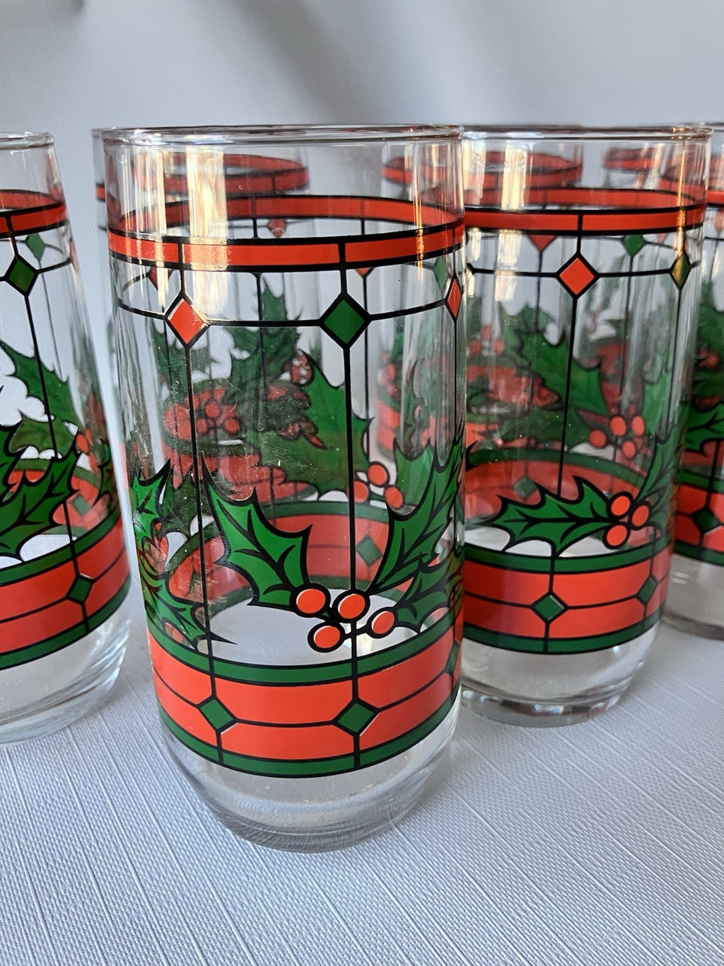 Vintage Anchor Hocking Holly Diamond Christmas Glasses Set Of 8. EVC