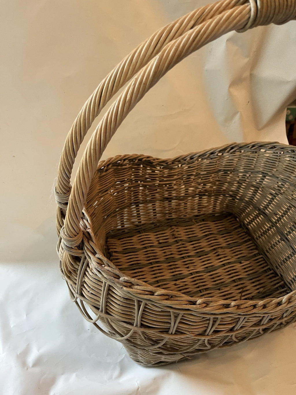 Vintage Large Gathering Basket With Rectangle Bottom, Unique Details, GUC