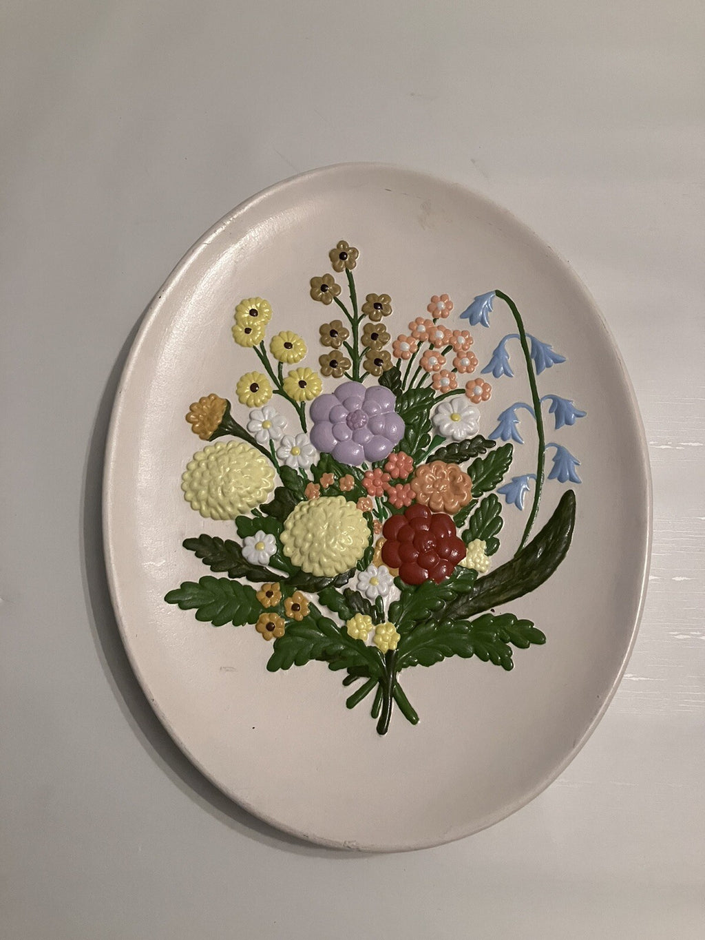 Vintage 1970s Atlantic Mold Flower Ceramic Wall Hanging EVC