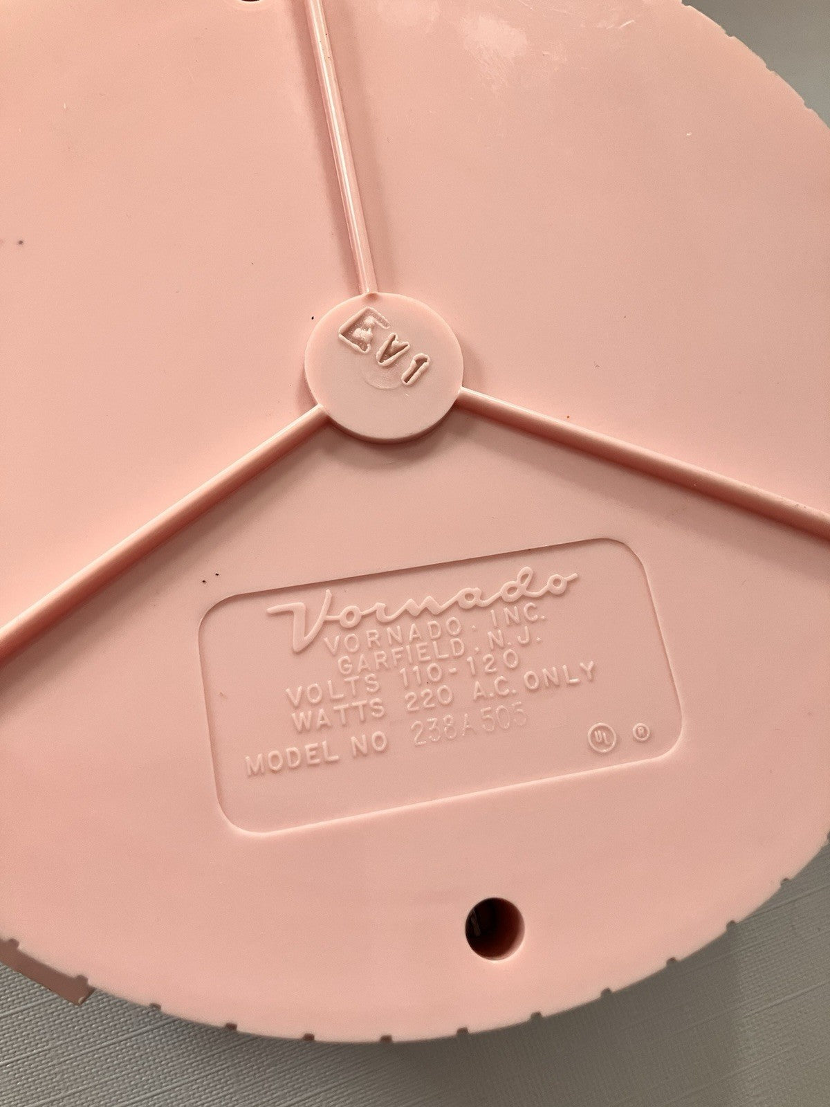 Vintage MCM Vornado Pink Bonnet Hair Dryer With Traveling Case And Extra Bonnet