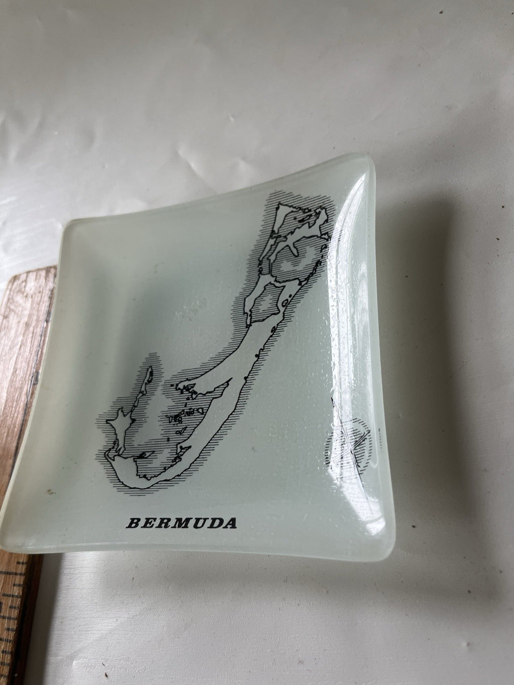 Vintage Bermuda Souvenir Trinket/Candy Square Dish With Rose Compass 
