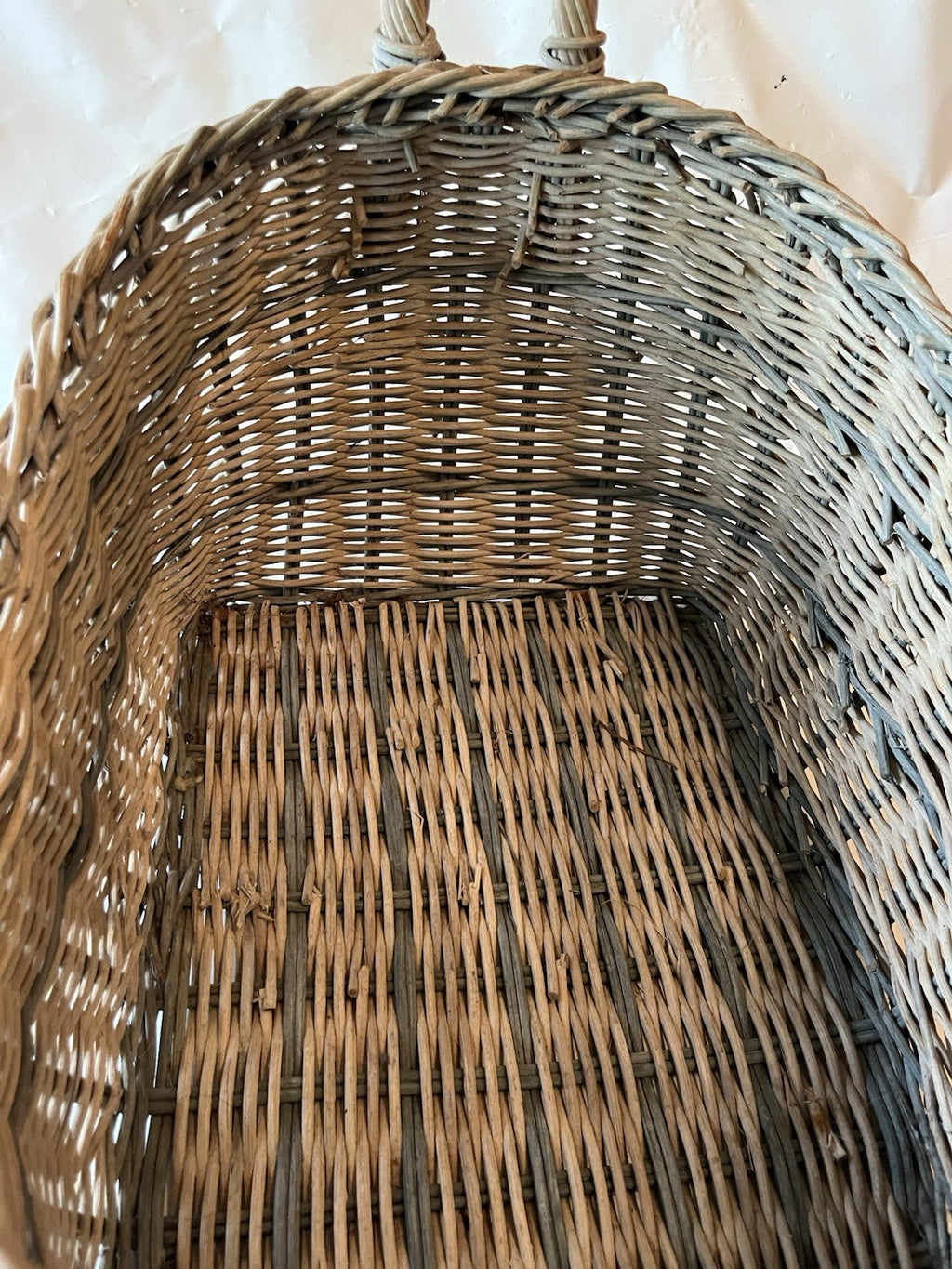 Vintage Large Gathering Basket With Rectangle Bottom, Unique Details, GUC