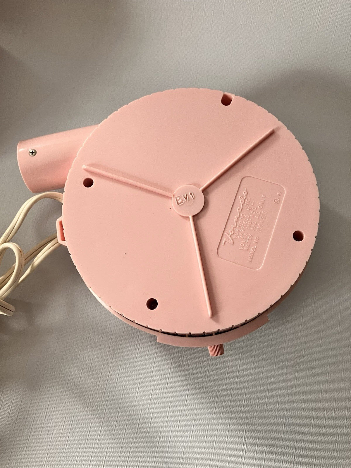 Vintage MCM Vornado Pink Bonnet Hair Dryer With Traveling Case And Extra Bonnet