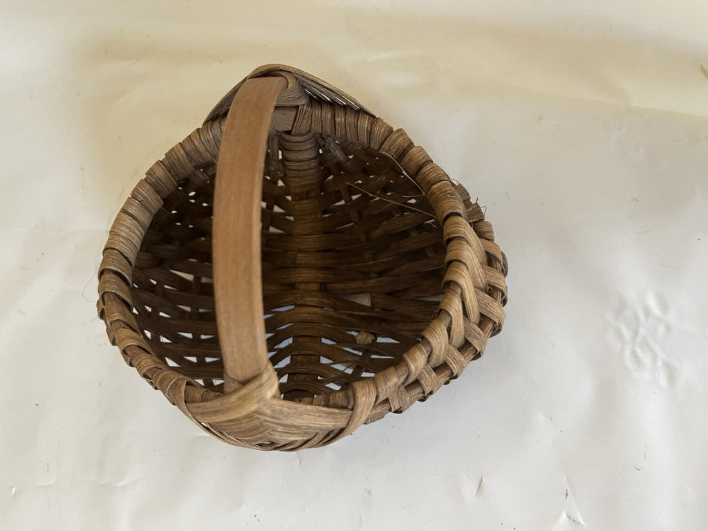 Vintage Small Buttocks Basket; 6x3” EVC