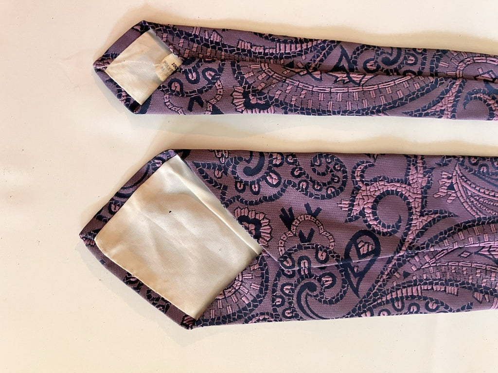 Vintage 1960’s Lot Of 7 Ties; Wide And Skinny Ties, Bow tie Clip On
