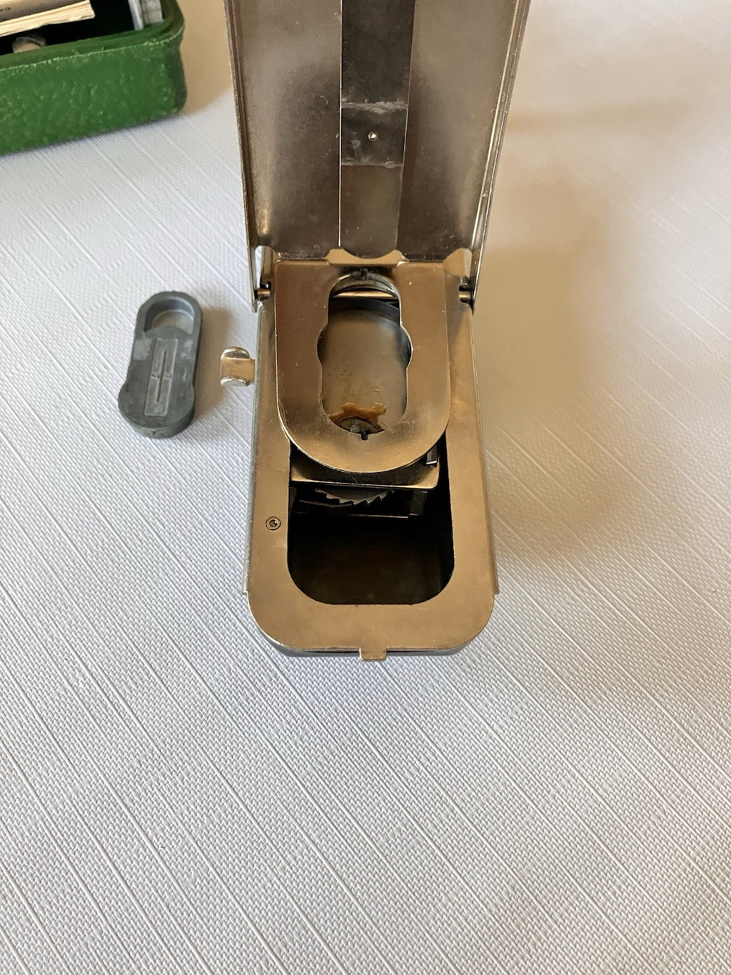 Vintage Singer Buttonholer machine With Original 5 Settings And Paperwork. EVC