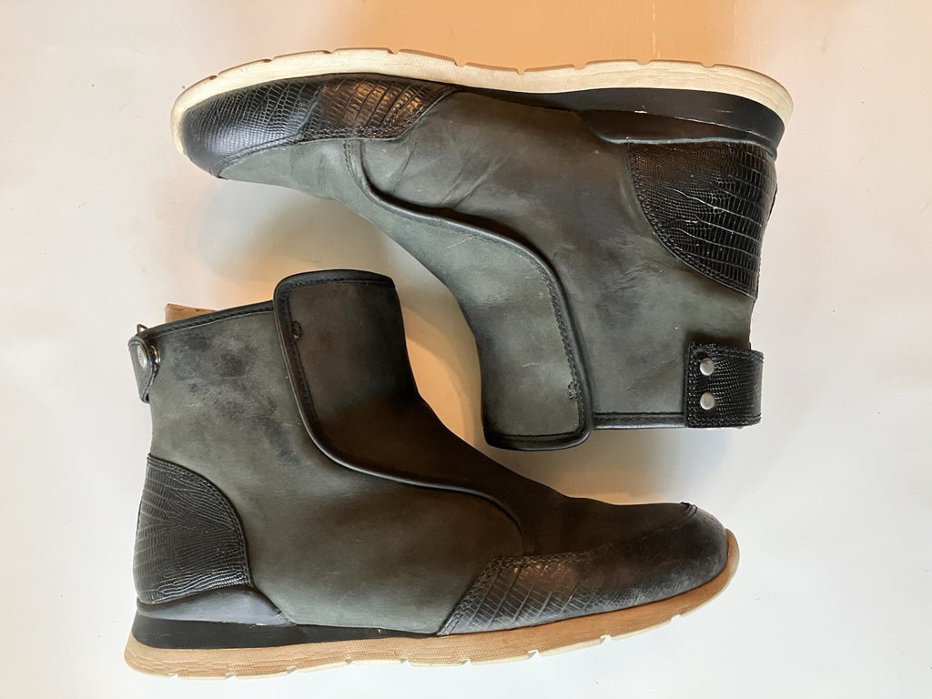 Women’s Black Treadlight UGG Laurels Lizard 7.5 With Box; Gently Preloved Shape