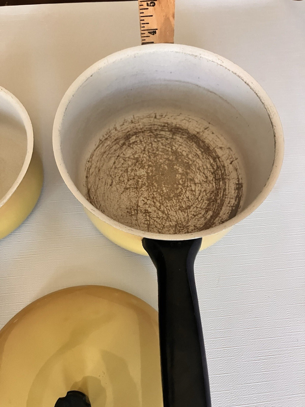 2 Vintage Off Light Yellow Aluminum Sauce Pans With Original Lids; EVC