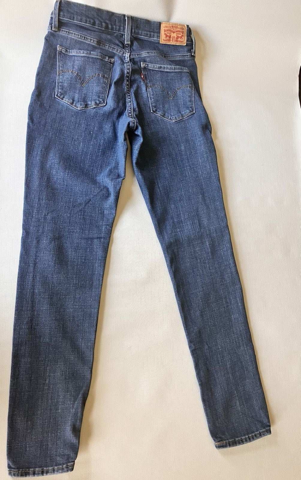 Pair Of Levis Women’s 27x30/ 28x30 Skinny Jeans