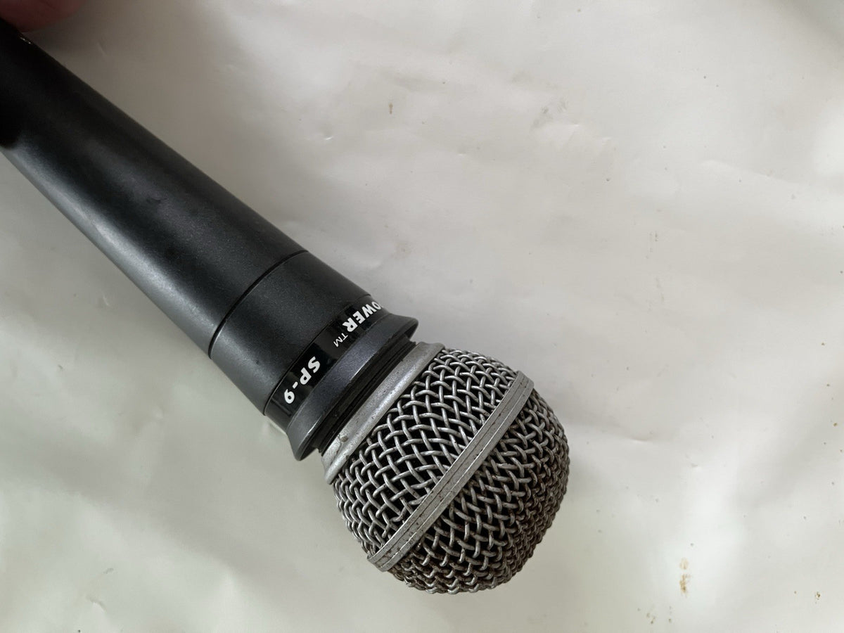 Lot of 2 Microphones Realistic Highball 33-984A/Starpower SP-9 & Cables Lot