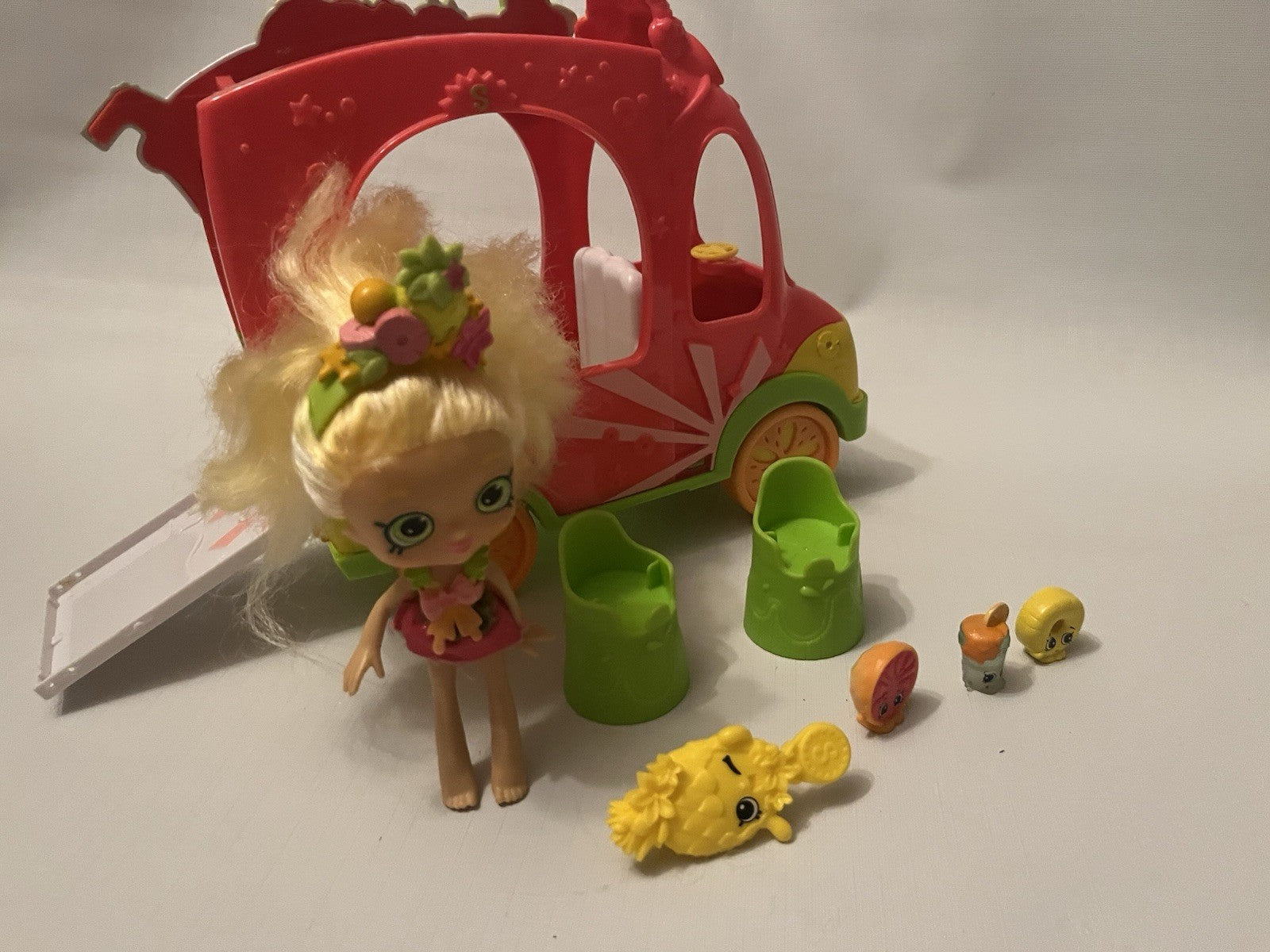 Shopkins Shoppies Pineapple Lily Smoothie Truck combo playset lot