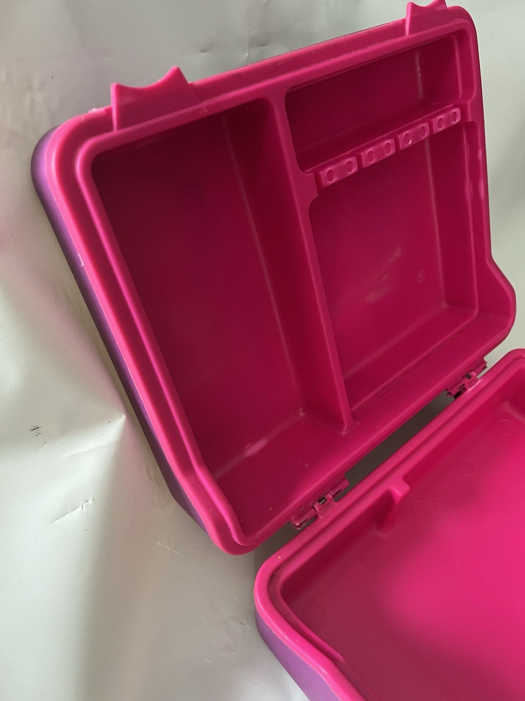Vintage Igloo Turn Lock Lunchbox Purple/Pink 1990s EUC