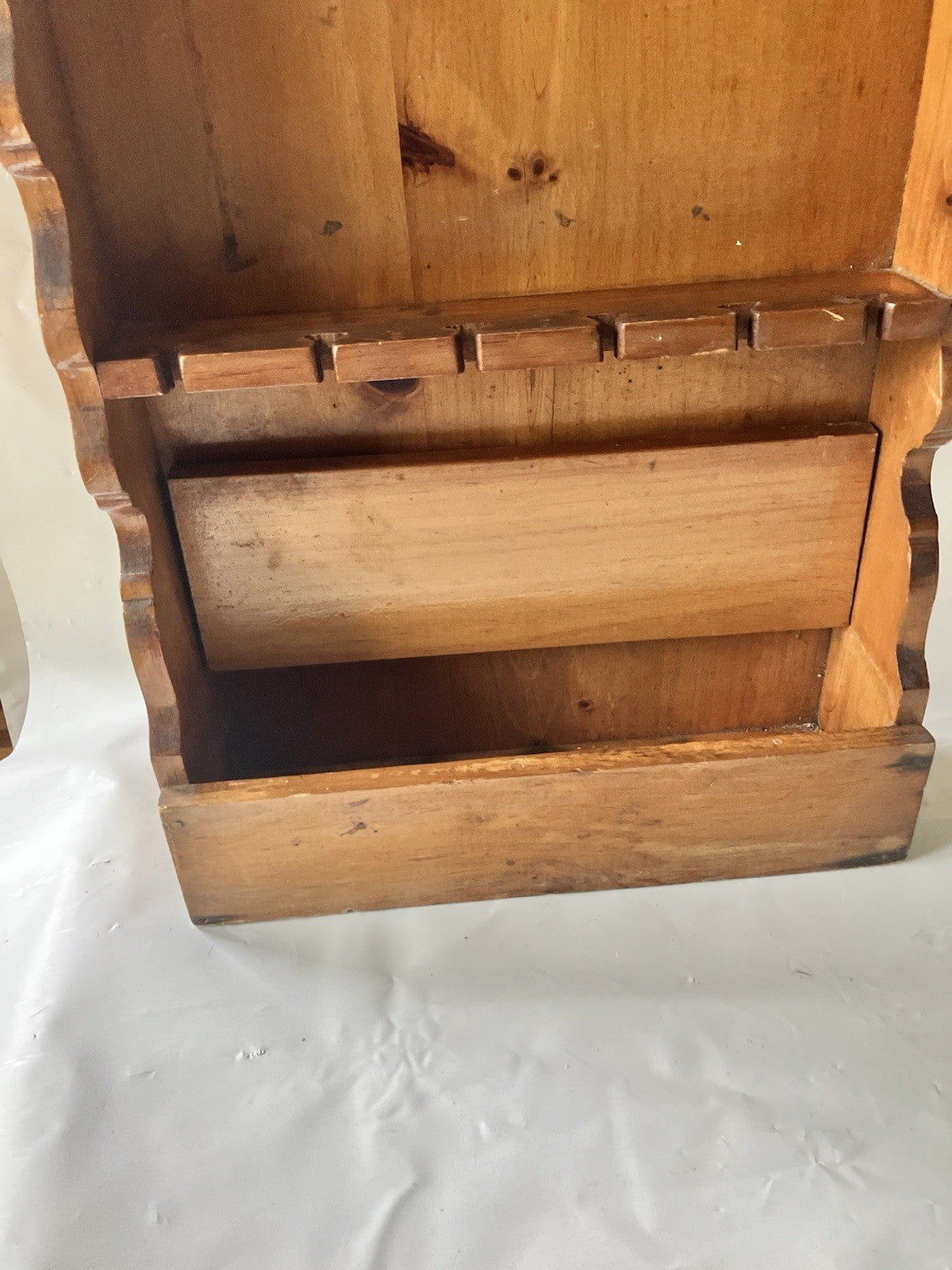 VTG Hanging Wooden Spoon Display Rack Holds 12 Spoons & Box To Hold Trinkets