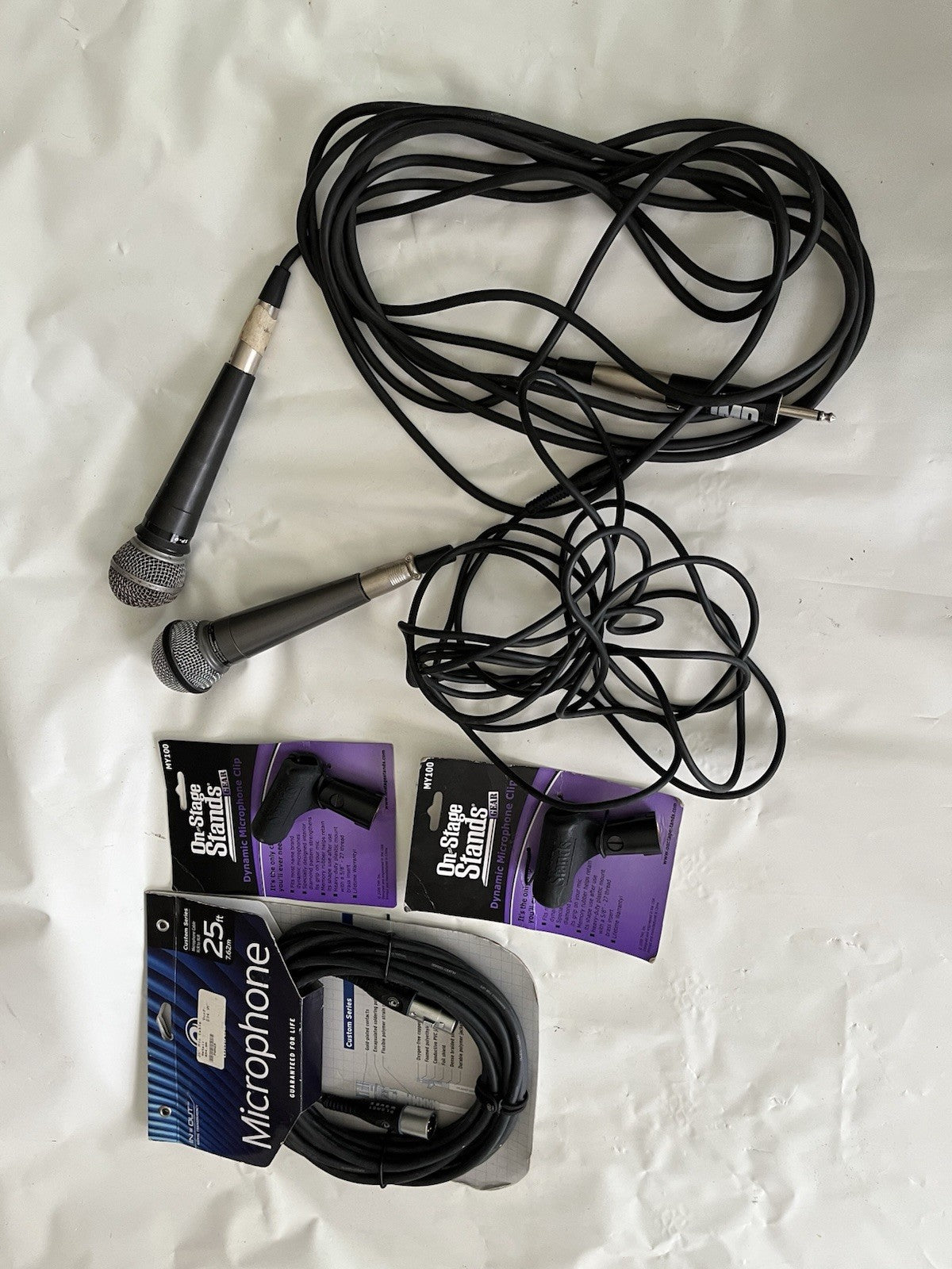 Lot of 2 Microphones Realistic Highball 33-984A/Starpower SP-9 & Cables Lot