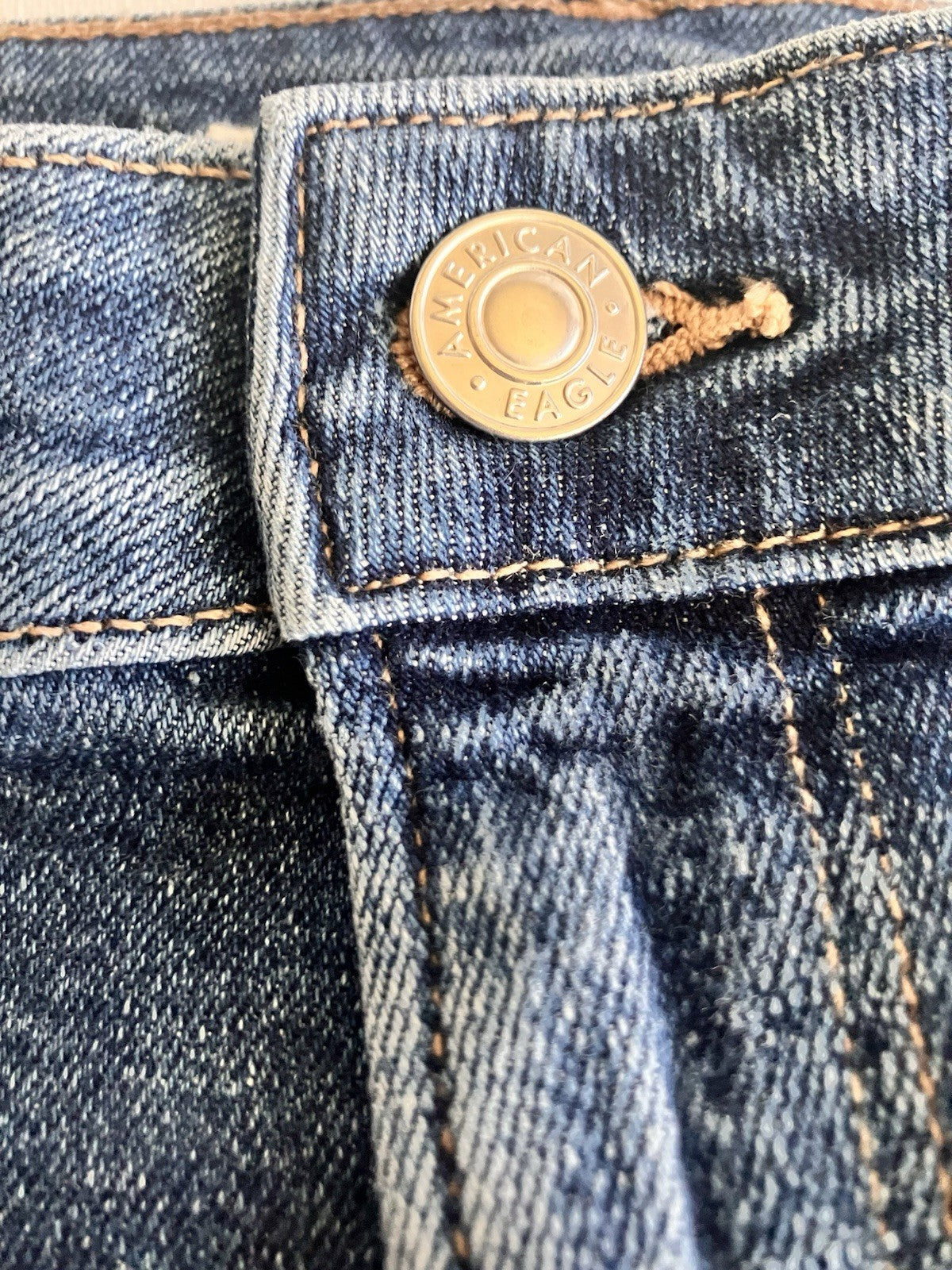 American Eagle Women’s Size 10 Regular “Mom Jean” With Stretch