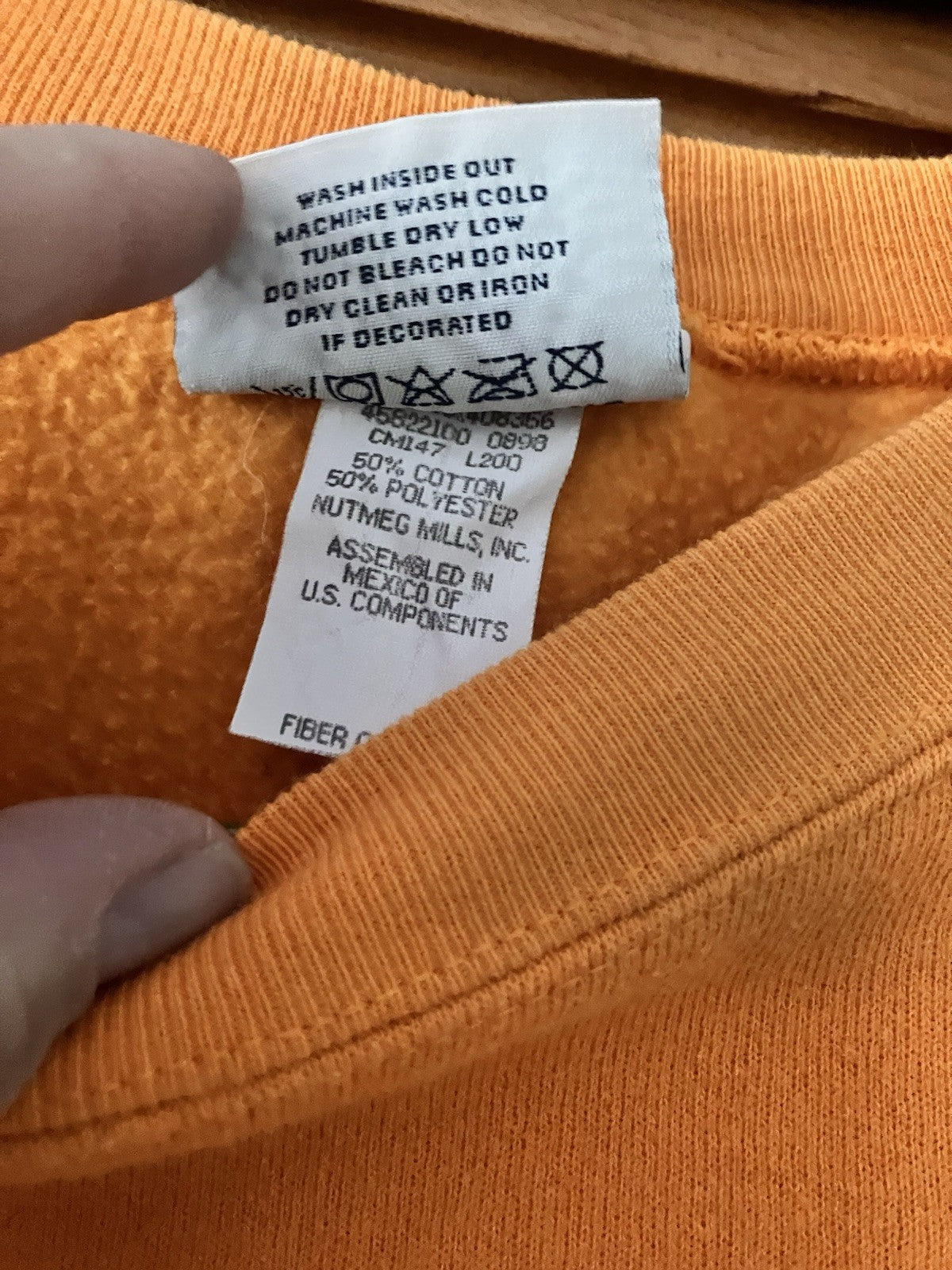 Vintage Tennessee Volunteers Lee Unisex Orange Sweatshirt. Very Clean!