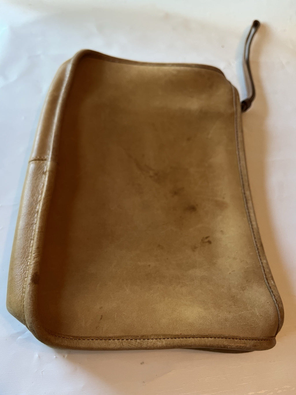 Vintage 1982/83 Coach STYLE 9560 Slim Clutch Standard In Tan Registration 0922