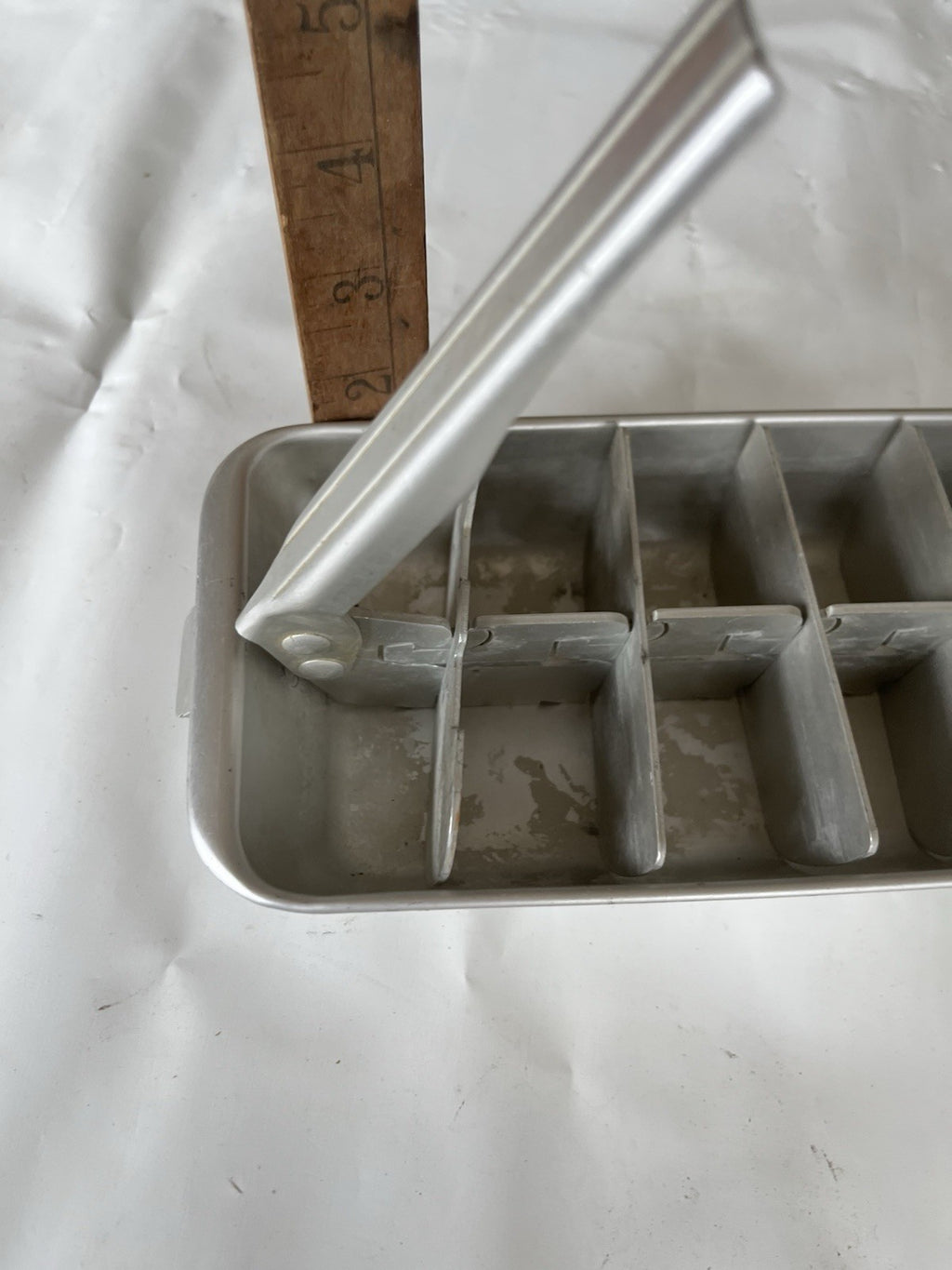 Vintage General Electric Metal Aluminum Ice Cube Tray