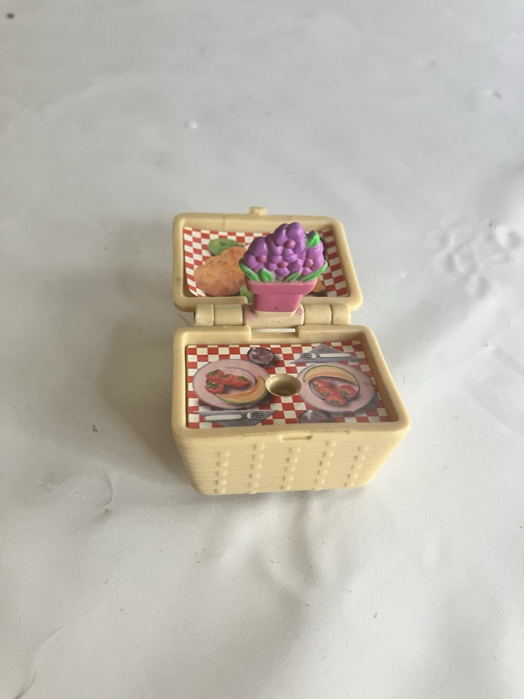 Fisher-Price Sweet Streets picnic lunch basket accessory