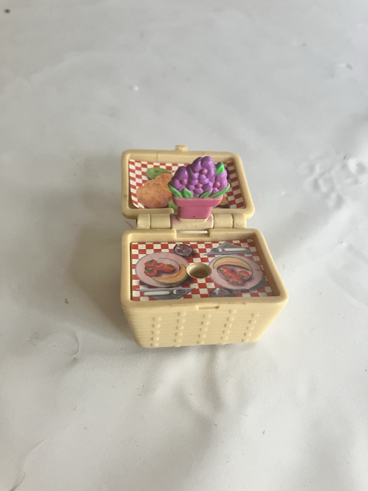Fisher-Price Sweet Streets picnic lunch basket accessory