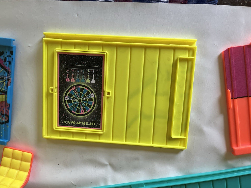 L.O.L. Surprise! Clubhouse Remix Playset Partial Set PHOTOS For Details