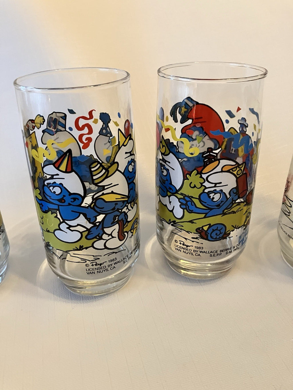 Vintage 1983 Hardee’s Smurf Glasses Set of 4 Handy Clumsy Papa Smurf BONUS Glass