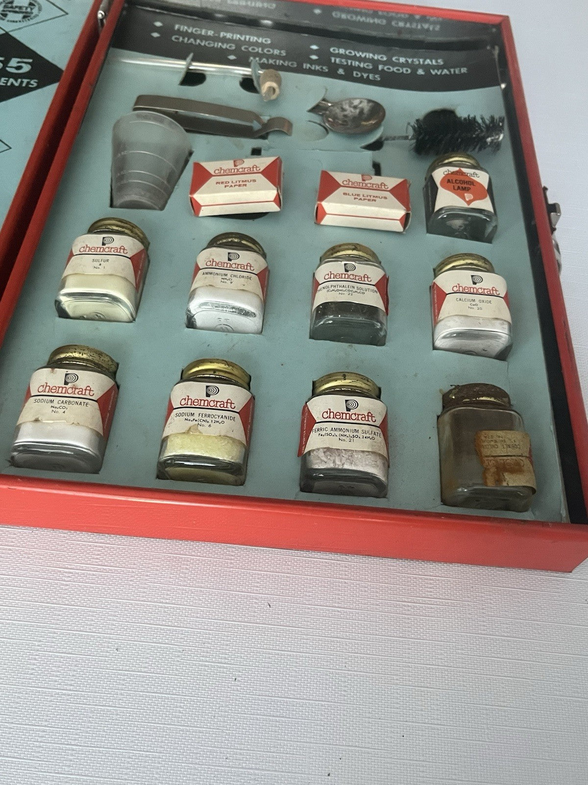 1950s Porters Chemcraft Home chemistry kit; original testing material, book.