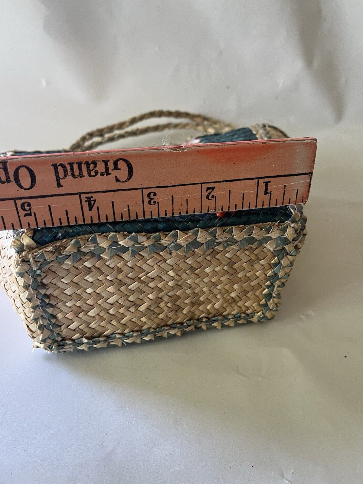 Vtg. 1960’s Woven Straw Raffia Child’s Easter Basket Duck Play Guitar Vinyl Int.