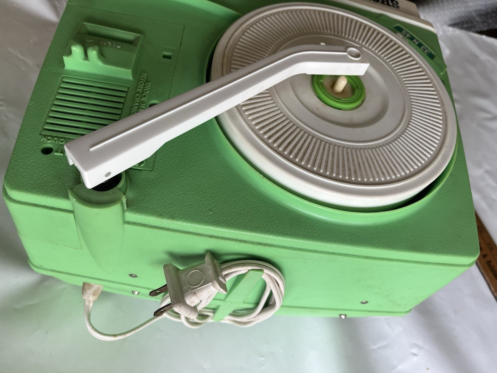 Vintage Child Guidance Show ‘N Tell Green Phono-viewer. Working Condition, GVC