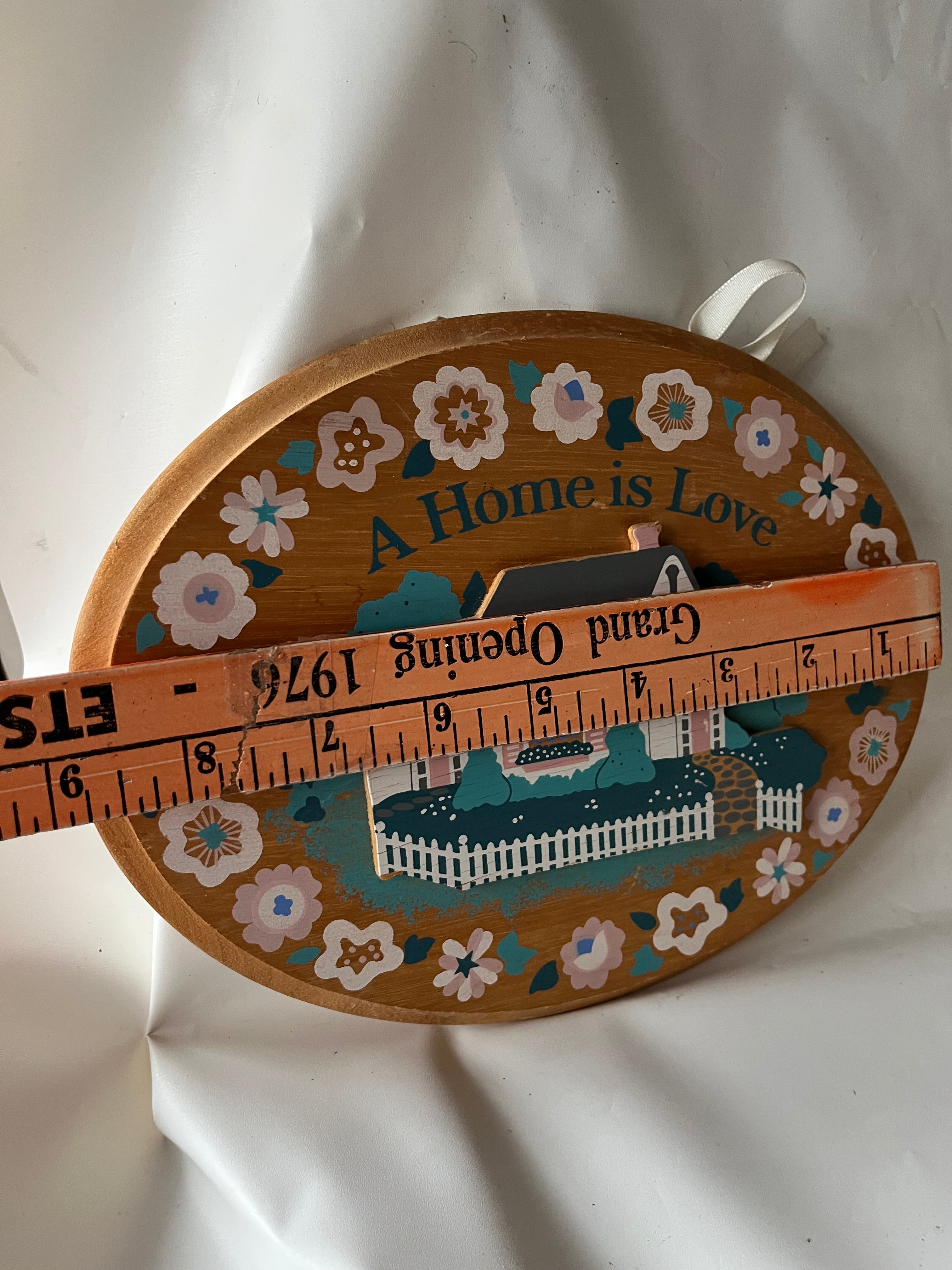 Primitive Home sign; 9x6”