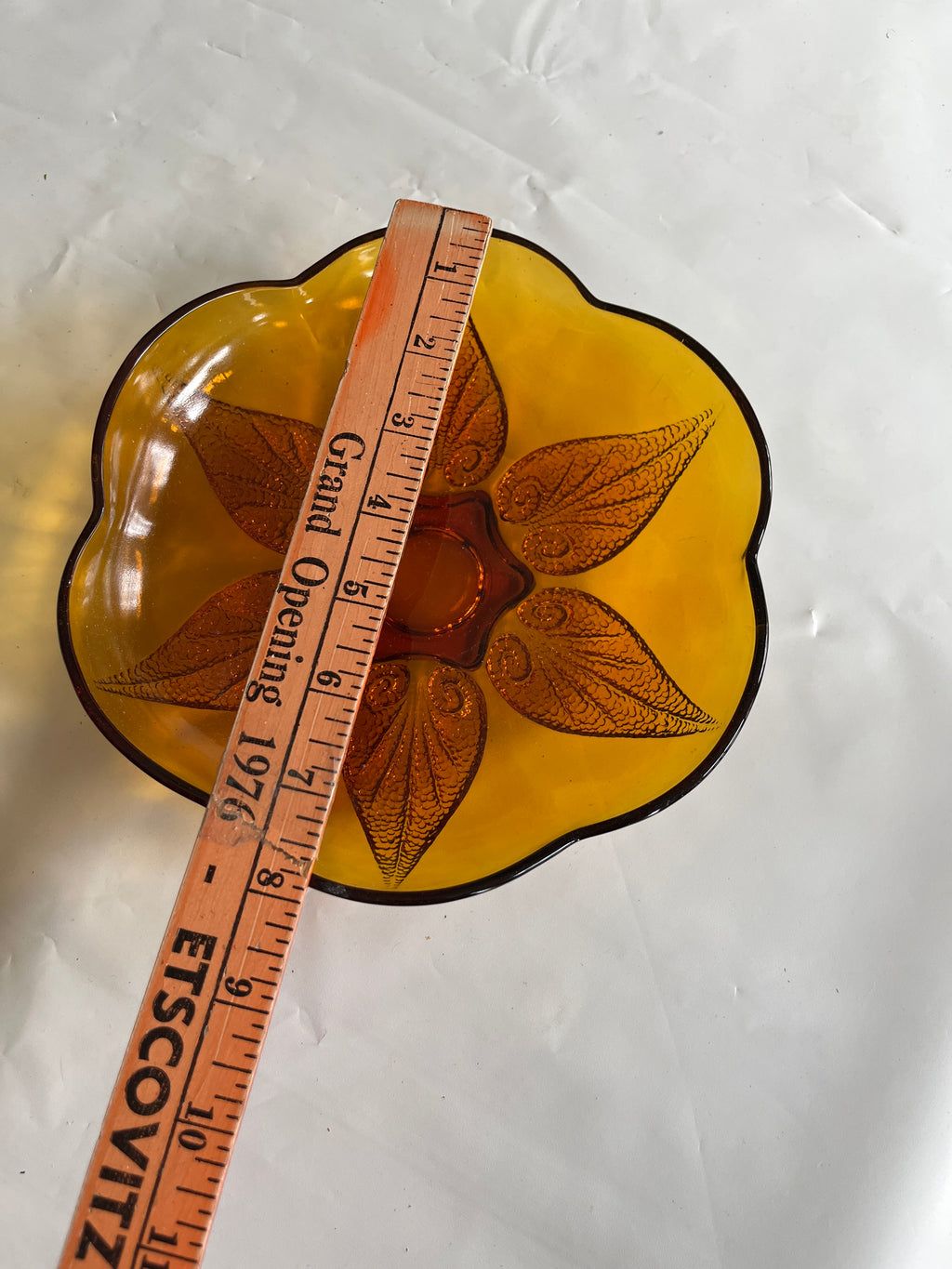 Vintage Indiana Glass Amber Leaf Embossed Bowl Scalloped Edge