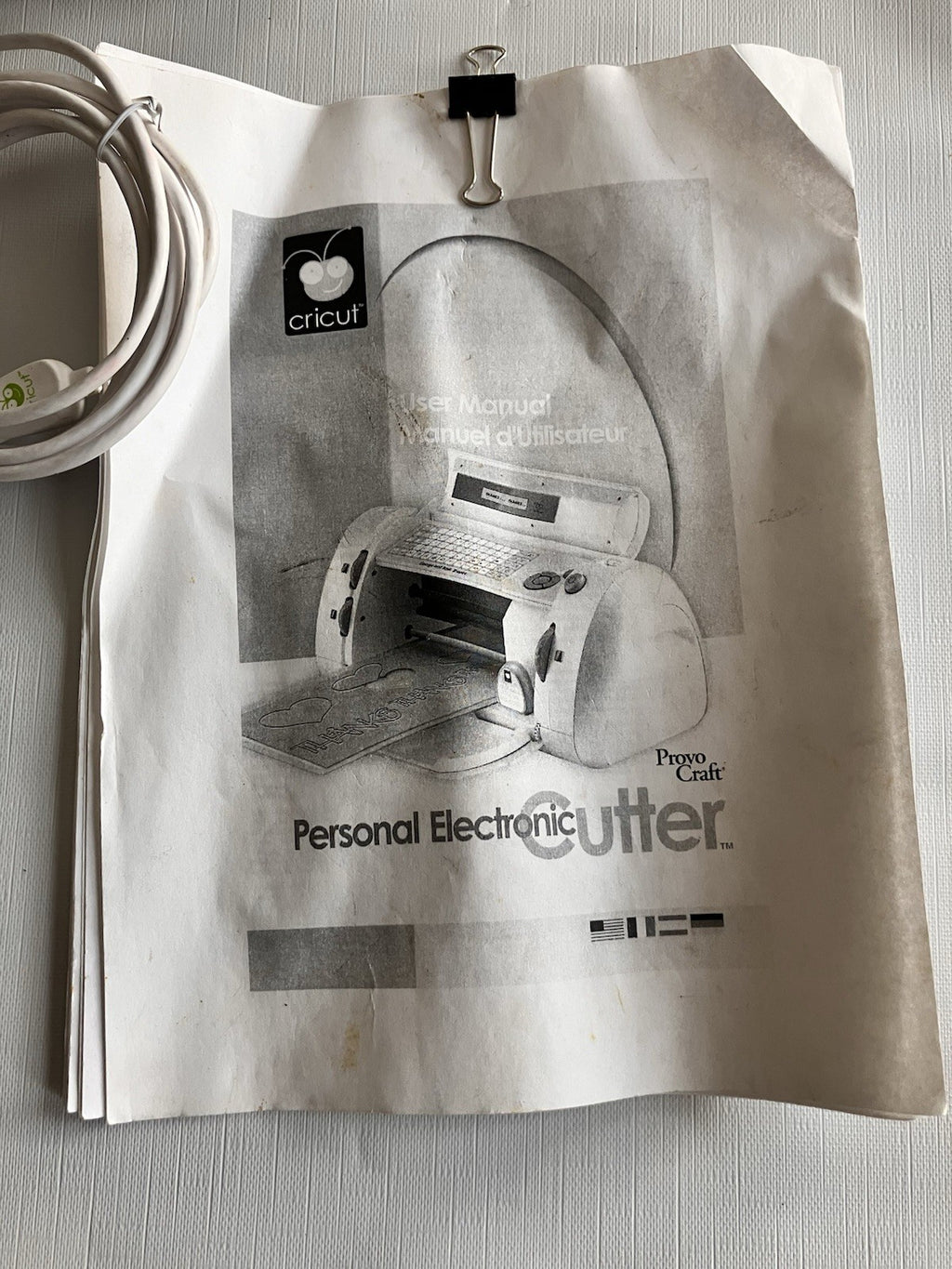 Cricut Personal Electronic Cutter Machine And Bath And Body Works Carrying Tote