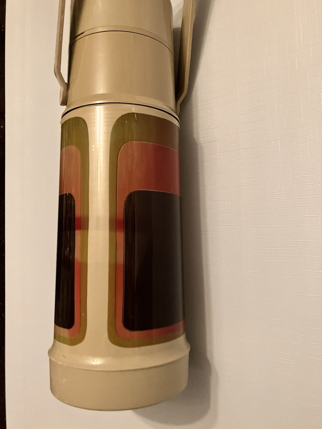 Vintage 1970s 1 Liter Pump-Handled Thermos;Abstract Design